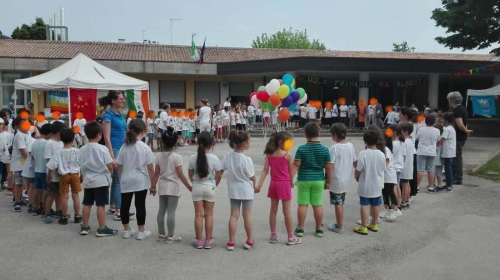 Merenda multietnica - scuola primaria M.B. Alberti