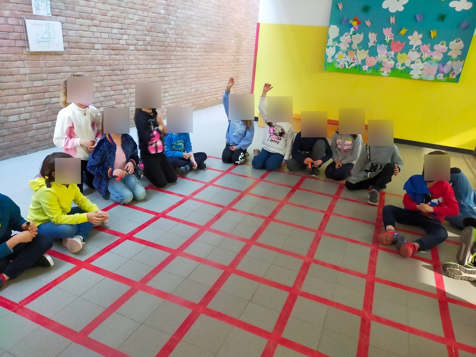 Scuola primaria "Falcone e Borsellino" - Progetto Oltre l'apparenza 2021/2022
