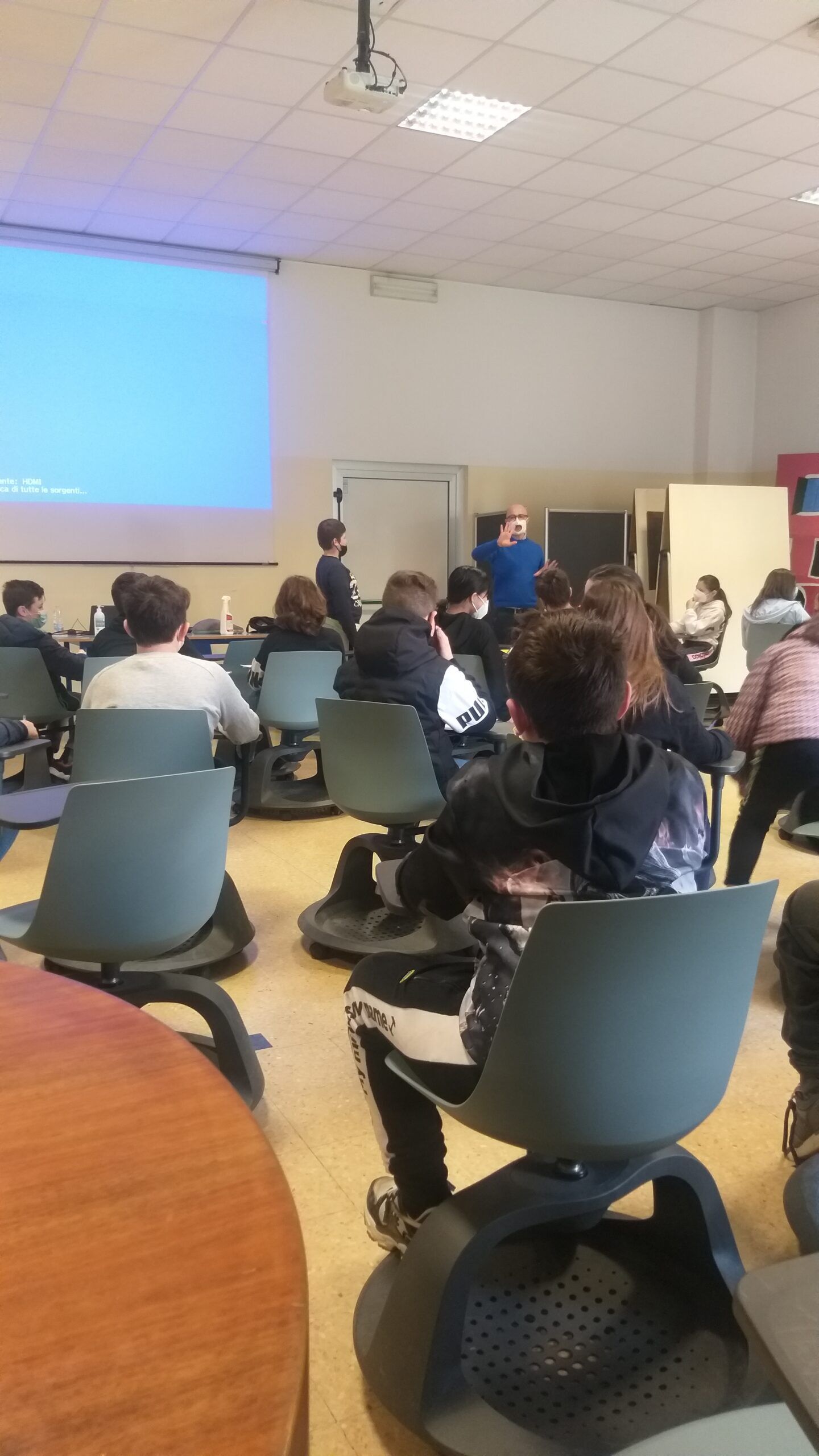 Scuola secondaria "Don Milani" - Progetto Oltre l'apparenza 2021/2022