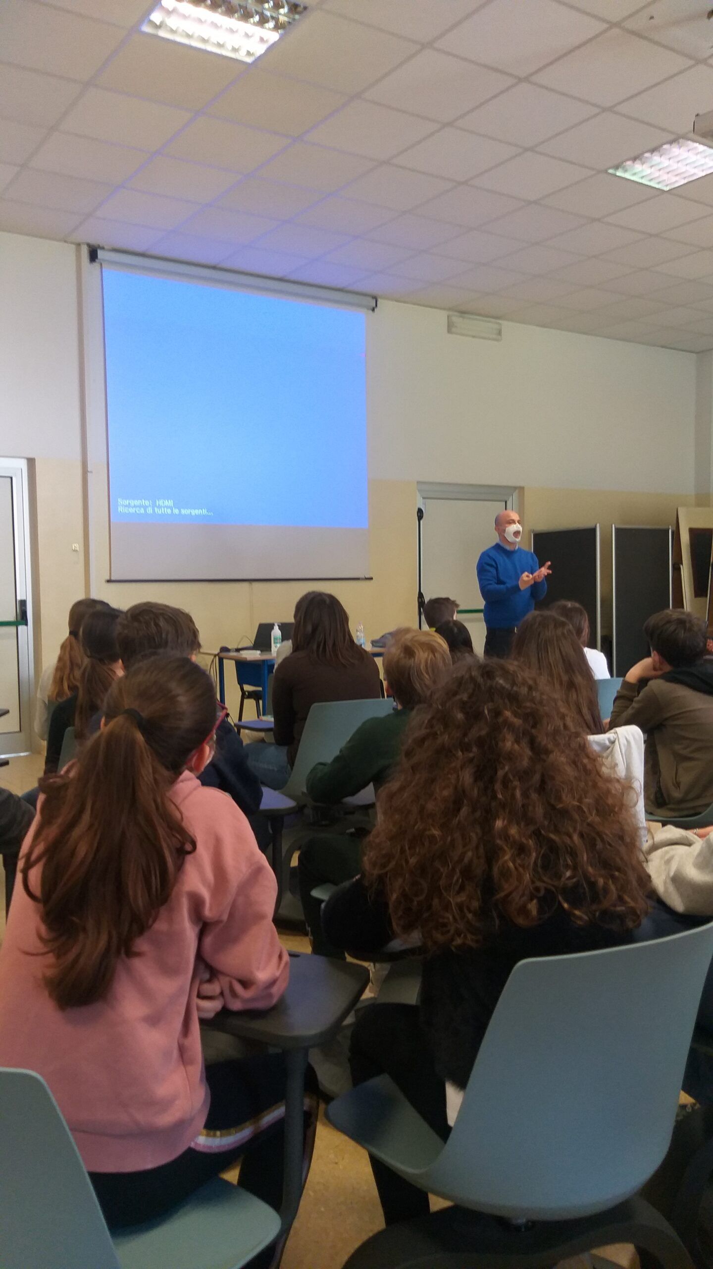 Scuola secondaria "Don Milani" - Progetto Oltre l'apparenza 2021/2022