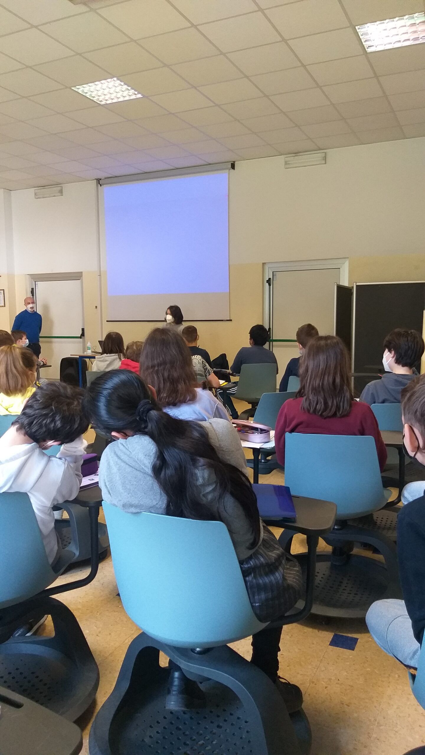 Scuola secondaria "Don Milani" - Progetto Oltre l'apparenza 2021/2022