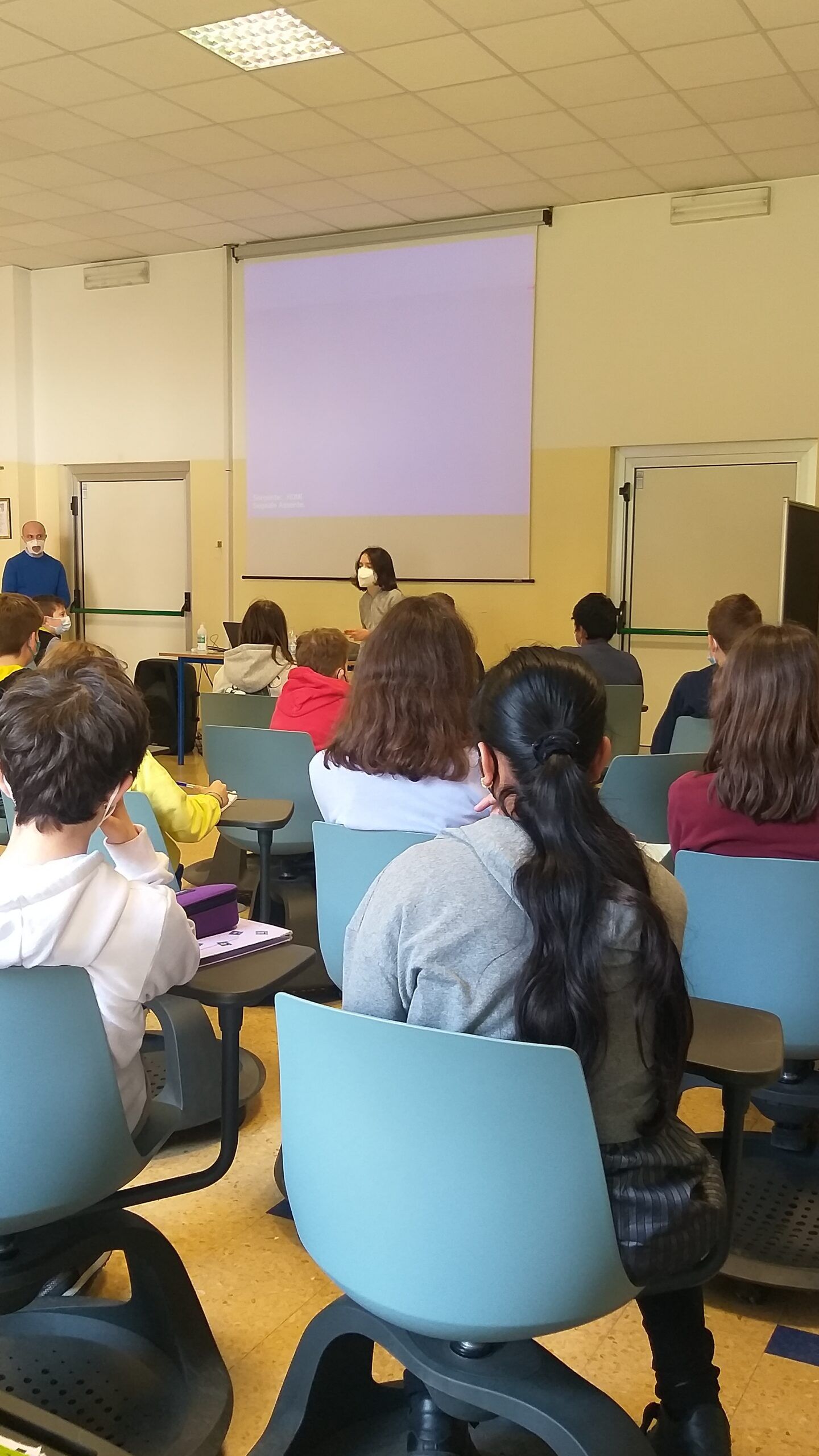 Scuola secondaria "Don Milani" - Progetto Oltre l'apparenza 2021/2022