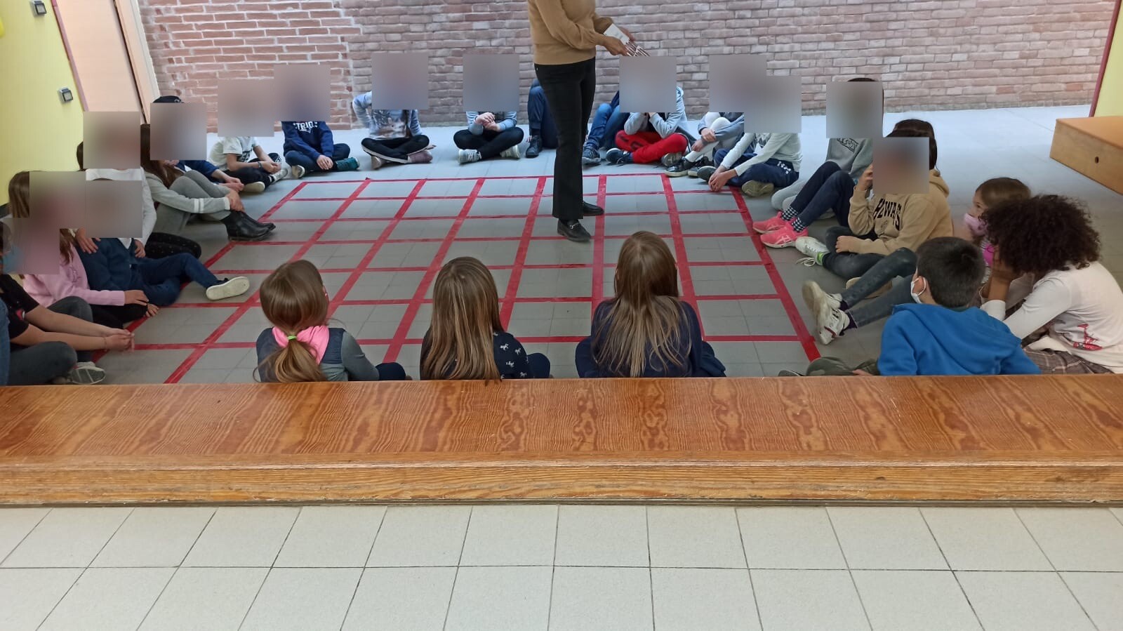 Scuola primaria "Falcone e Borsellino" - Progetto Oltre l'apparenza 2021/2022