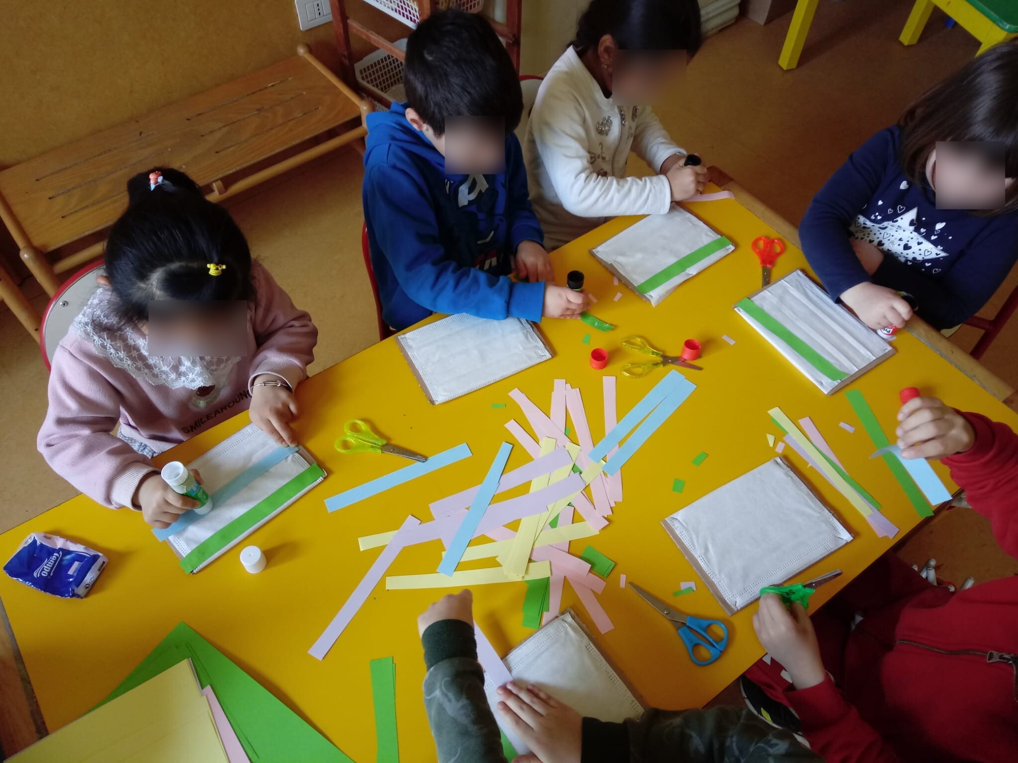 Scuola dell'infanzia "Girasole" - Progetto Oltre l'apparenza 2021/2022